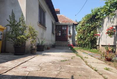 Casa spatioasa si luminoasa  Km 5 - Str. Pandurului | 3 camere  teren 235 MP