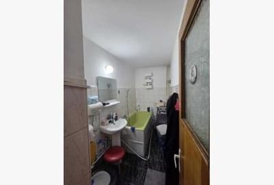 Garsonieră decomandată, mobilată în Vitan Mall - 4