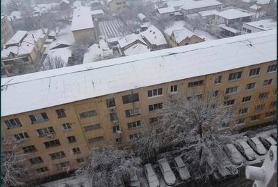 Apartament cu 3 camere decomandat în Central - 1