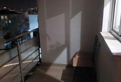 Garsonieră decomandată în Nicolina - 4