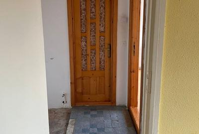 Apartament cu 2 camere semidecomandat în Micro 3 - 1