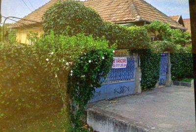 Casa de vanzare centru bai - 2