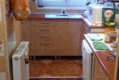 Apartament cu 4 camere decomandat în P-ța Victoriei - 5