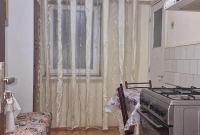 Apartament cu 2 camere decomandat în Craiovița Nouă - 6