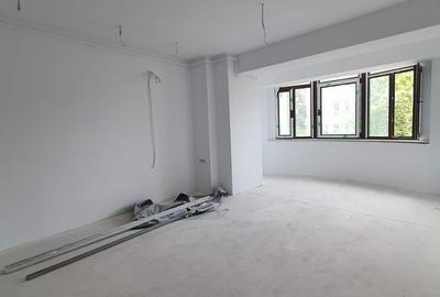Apartament cu 3 camere în Eminescu - 19
