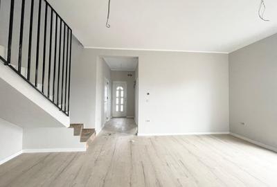 Duplex cu 4 camere cu Canalizare în Moșnița Veche - 4
