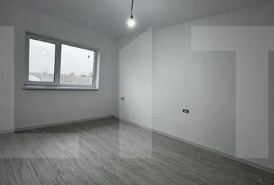 Casă cu 4 camere cu Teren 328 Mp în Peciu Nou - 10