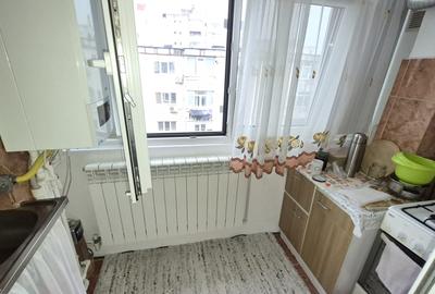Apartament cu 2 camere semidecomandat, mobilat în Poarta 6 - 4
