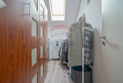 Casa mobilata si utilata in Sanpetru - 18