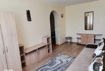 Apartament cu 2 camere semidecomandat în Podu Roș - 2