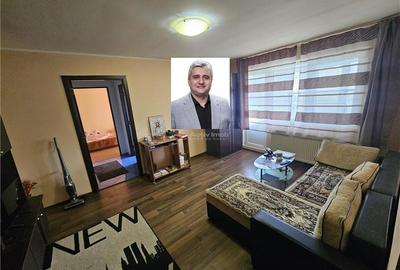 Apartament cu 2 camere semidecomandat, mobilat în Micro I