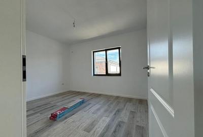 Casa singulara cu 4 camere,curte de 380 mp Bragadiru - 8