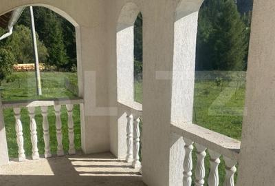 Casa de vanzare cu teren, in Pojorata, la sosea asfaltata - 7