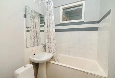 Garsonieră decomandată în Girocului