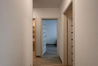Apartament cu 2 camere decomandat, mobilat în Tractorul - 5