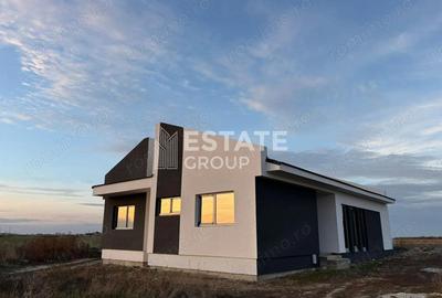 Casă cu 3 camere cu Teren 284 Mp în Moșnița Nouă