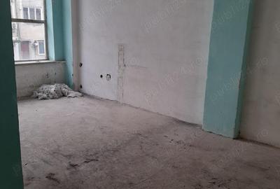 Apartament cu 2 camere în Caransebeș - 3