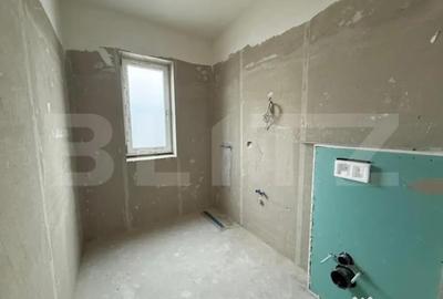 Apartament cu 2 camere semidecomandat în Soarelui