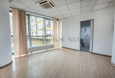 Cladire de birouri Vitan pretabilă pentru diverse afaceri. - 12