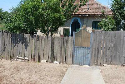 Casa batraneasca de vanzare Casa batraneasca de vanzare - 3