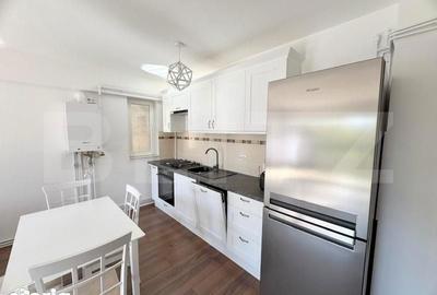 Apartament cu 3 camere semidecomandat în Plopilor - 1