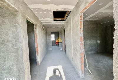 Casă cu 5 camere cu Teren 486 Mp în Ciorogârla - 2