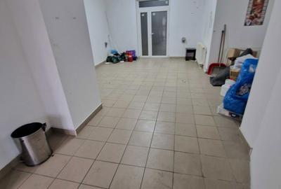 Spațiu comercial, de 30 mp, în Central - 2