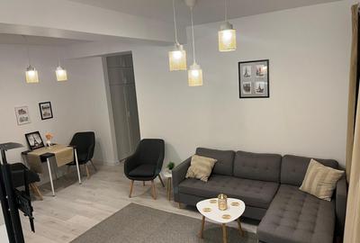 Apartament cu 2 camere decomandat, mobilat în Titan