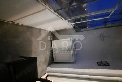 Apartament cu 3 camere decomandat în Dâmbu Pietros - 7