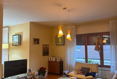 Dorobanti Capitale, proprietate formata din 2 apartamente+ Pod, in vila, - 1