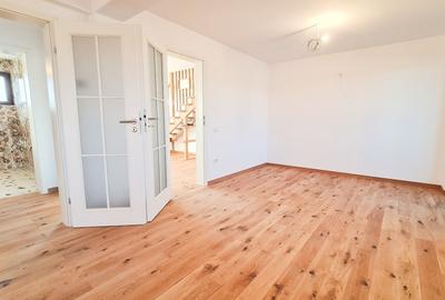 Duplex cu 4 camere cu Canalizare în 1 Decembrie - 7