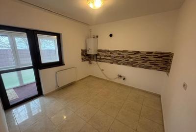 Bucium - Visan , centru , vila insiruita , garaj , libera - 7