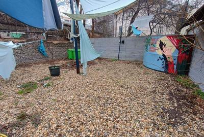 Dacia vila  utilata  pentr restaurant parter etaj curte  terasa 400`mp - 4