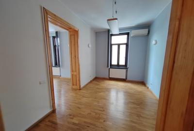 Zona Piata Romana apartament 10 camere in vila - 2