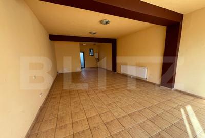 Spa?iu de inchiriat, 55 mp utili, zona Micro 4 - 6