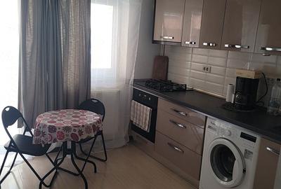 Garsonieră decomandată în Central - 7