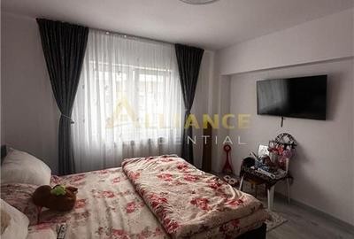 Apartament cu 3 camere decomandat, mobilat în Central
