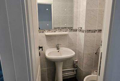 Apartament cu 3 camere decomandat în Central - 3