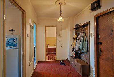 Anda 2 Camere Decomandat Necesita Renovare Bloc 1985 - 7