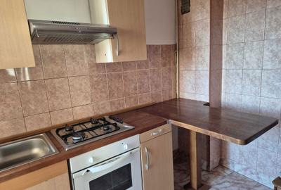 Apartament cu 3 camere decomandat în Fălticeni - 4
