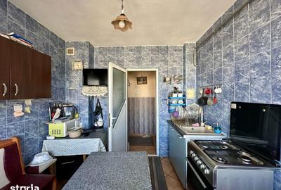 Apartament cu 3 camere decomandat în Alexandru cel Bun - 6