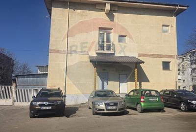 Spațiu comercial, de 704 mp, în Central - 6