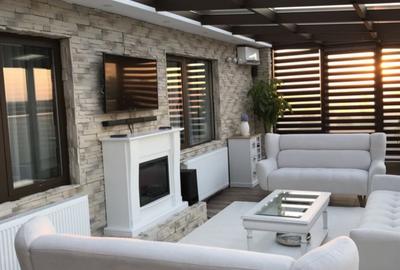 Apartament cu 3 camere decomandat în 1 Mai