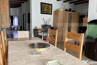 Casă cu 4 camere cu Teren 1300 Mp în Central - 6