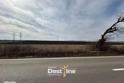 Teren de 1300 mp, în Girov