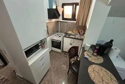 Proprietar! Inchiriez Garsoniera! - 2