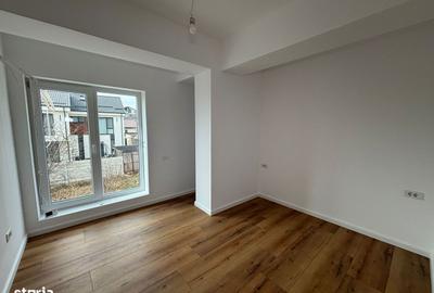 Casă cu 5 camere cu Canalizare în Titan