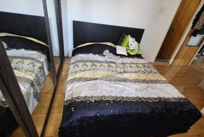 Apartament 3 camere, semidecomandat, zona 8 Mai - 5