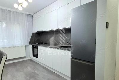 Apartament 3 camere, decomandat, parter zona 300 - 2