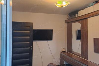 Apartament cu 3 camere semidecomandat în Central - 3